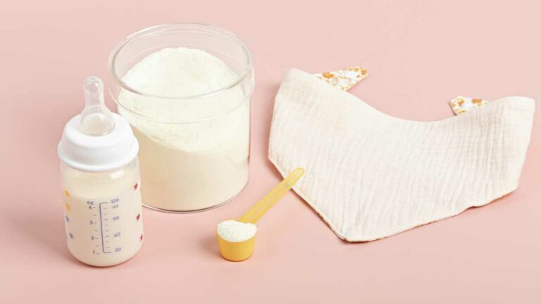 fórmula para bebê com alergia à proteína do leite